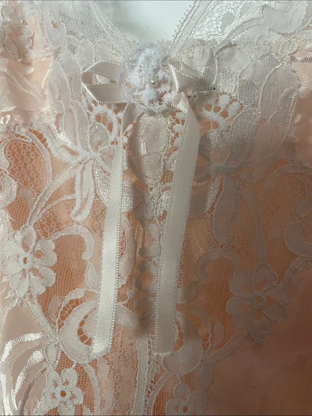 Vintage Christian Dior Peach and White Lace Chemise - Picture 3 of 5